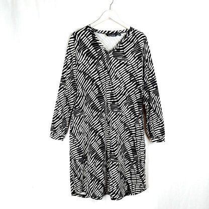 Nosh trikoomekko koko XL