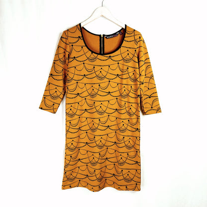 Nosh trikoomekko koko S