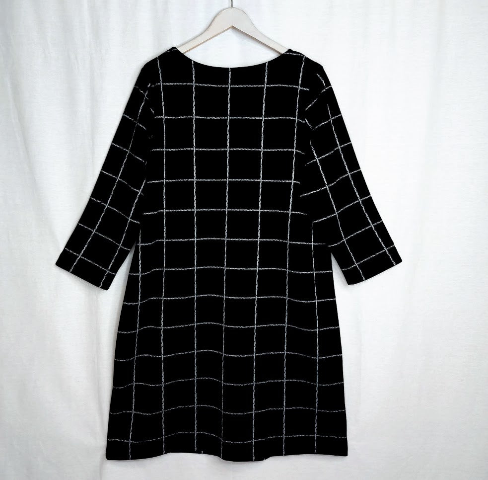 O.I.S Alpharetta trikoomekko koko XXL