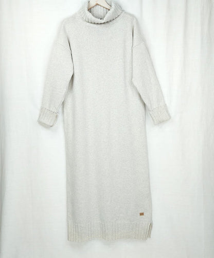 PURA Finland LOVE Maxi Polo Knit neulemekko koko L