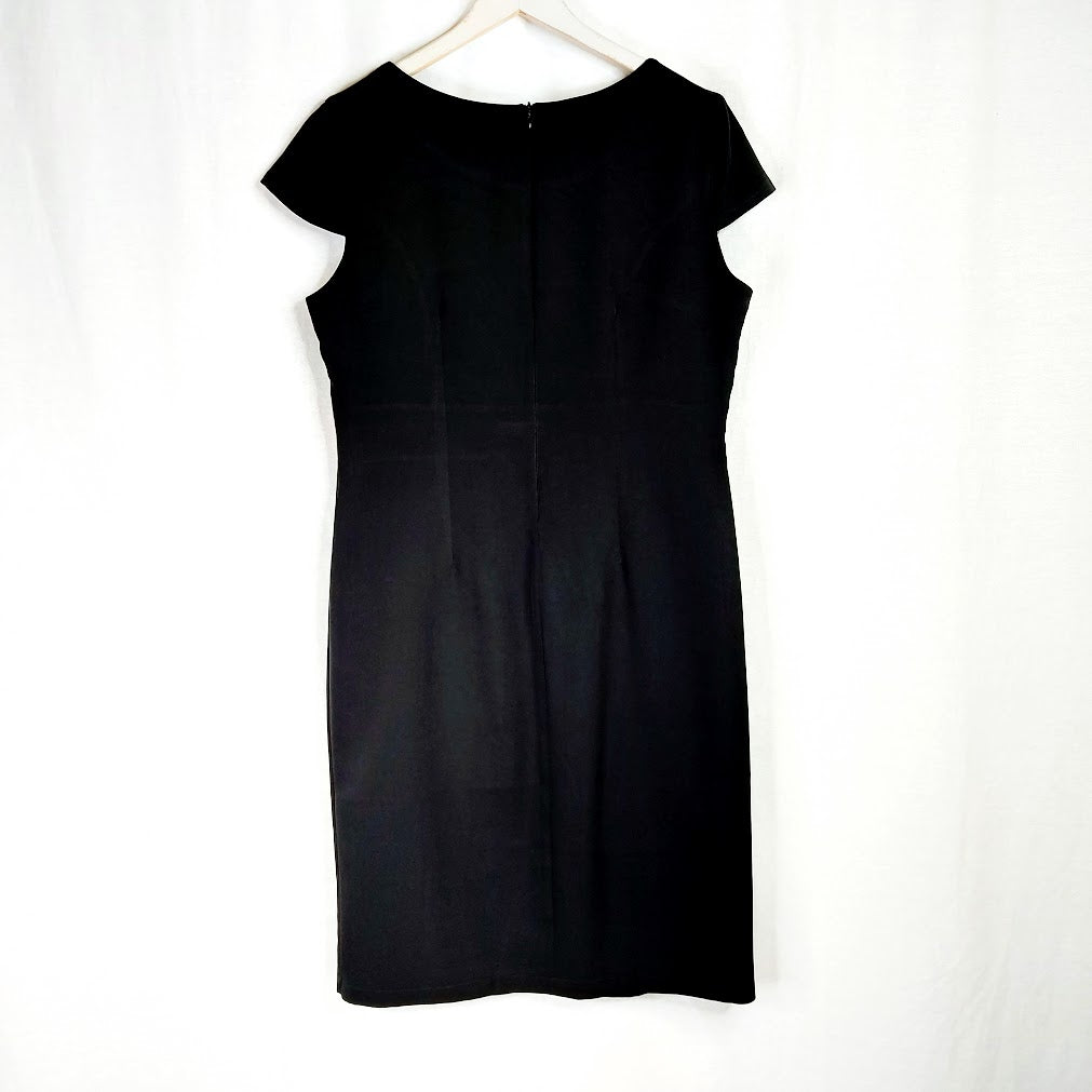 Paola Riva kotelomekko koko 50