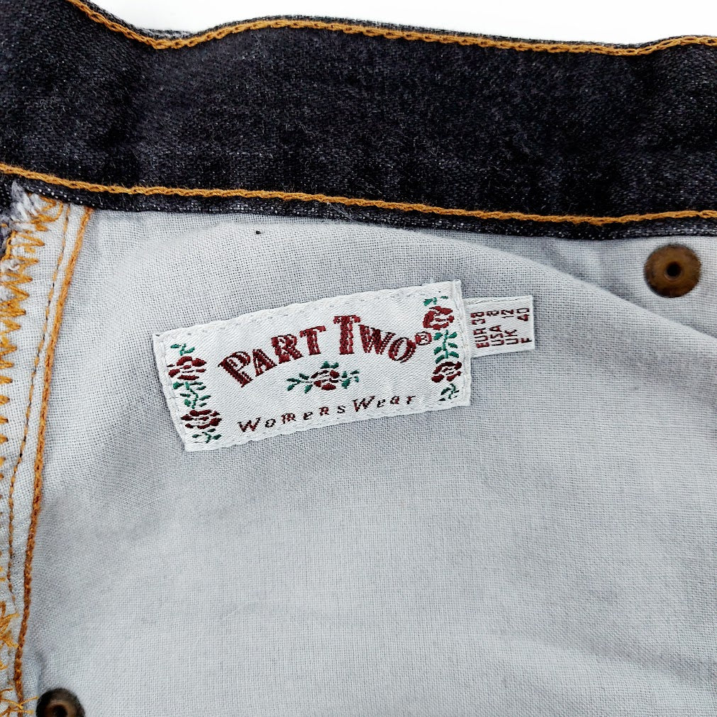 Part Two Jess farkut koko 28/32"