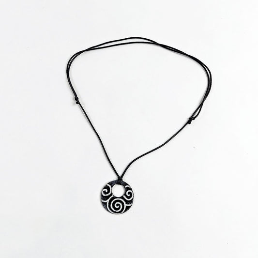 Pauliina Rundgren HandiCrafts Twist kaulakoru