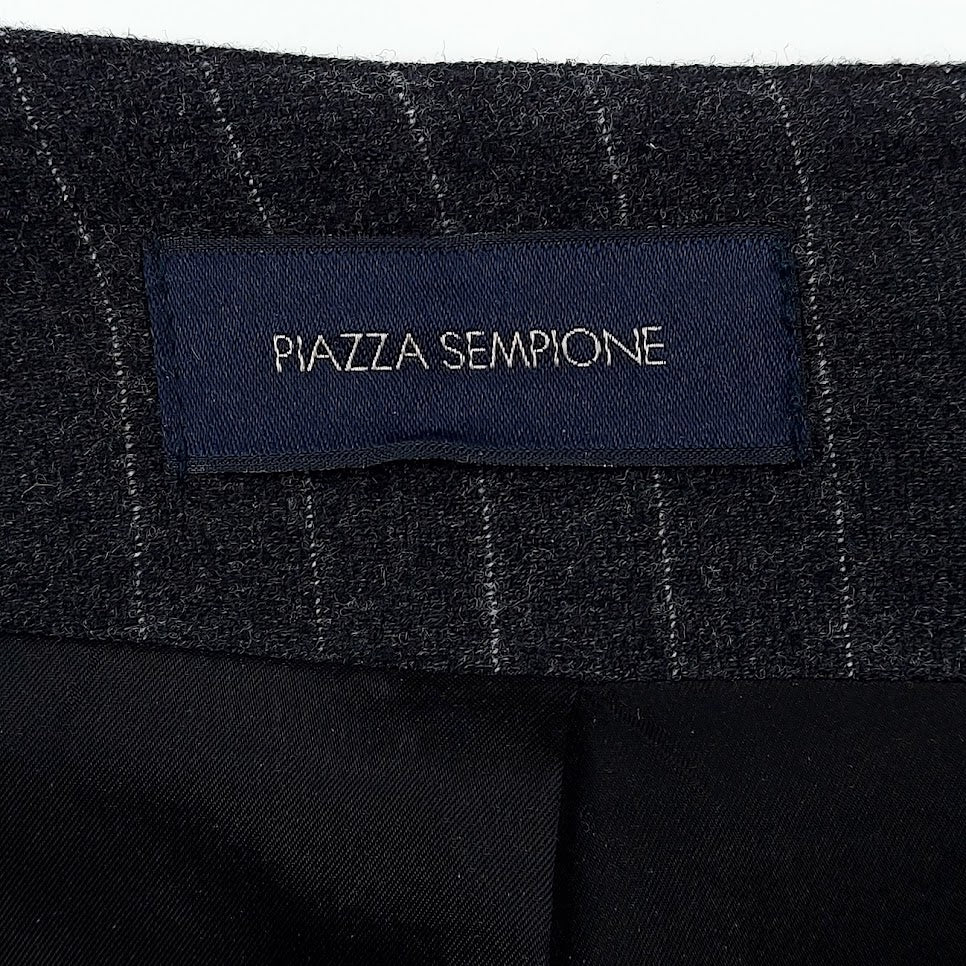 Piazza Sempione villakangashame koko 44