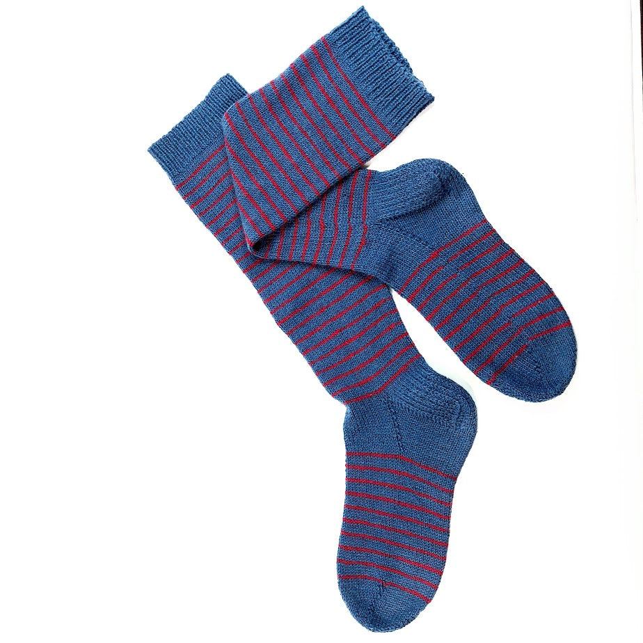 Pitkävartiset miesten villasukat koko 45 - 46