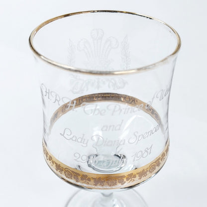 Prinssi Charlesin ja Lady Dianan häiden muistopikari