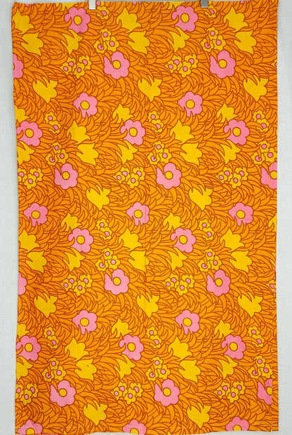 Retro kukkakuvioinen kangaspala 75x122 cm 2 kpl