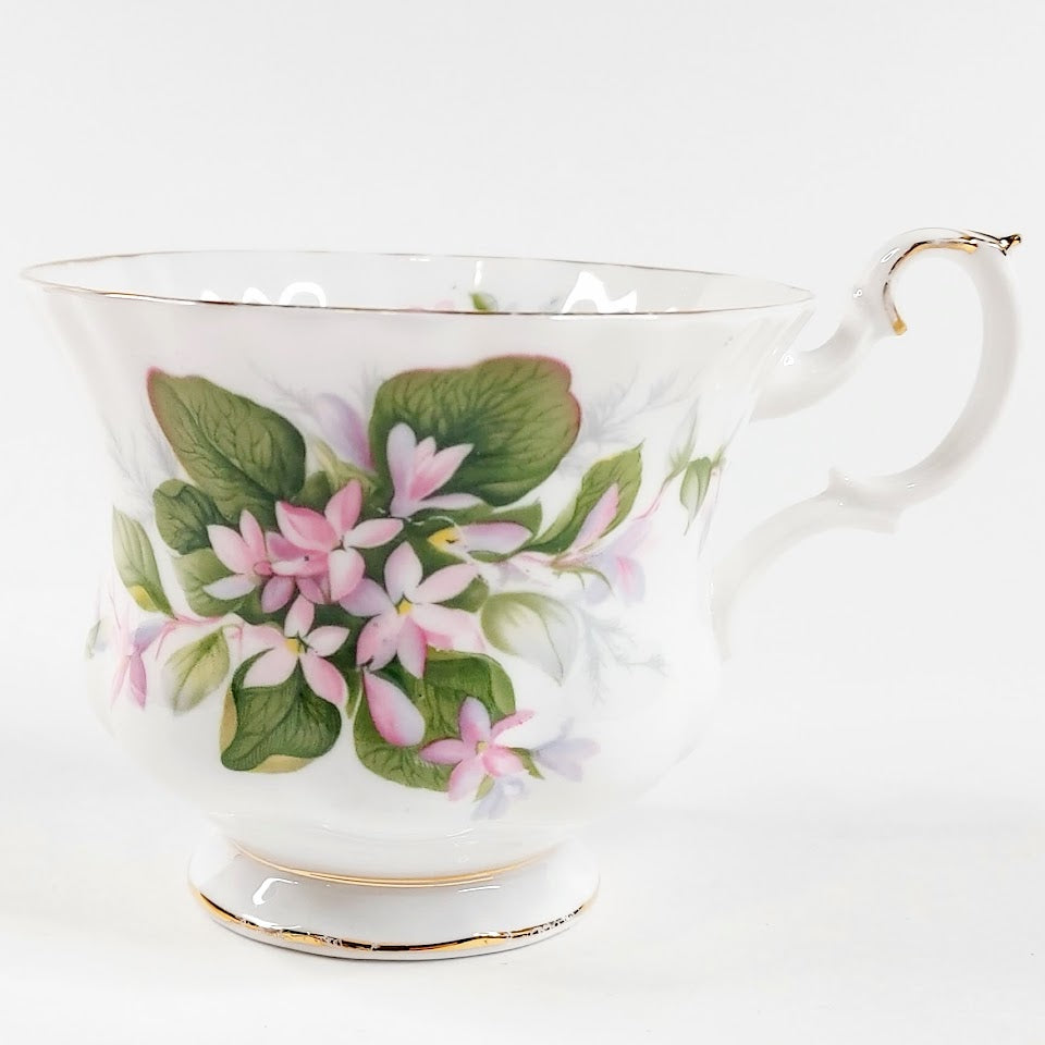 Royal Albert Bone China Mayflower aamiaissetti 2 osaa