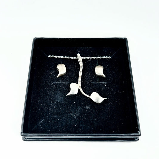 Sassi Design Tunnelma korusetti 925 hopea