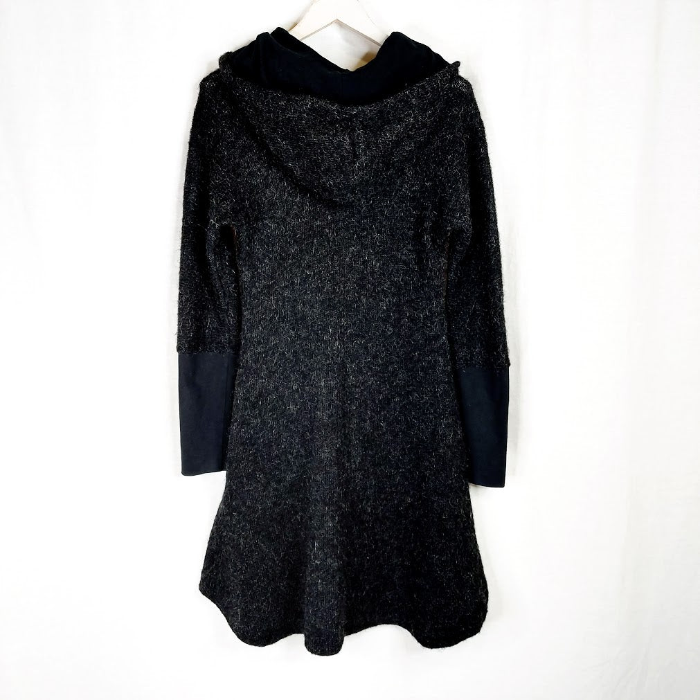 Saumastofa Islands hupullinen neuletunika koko XS