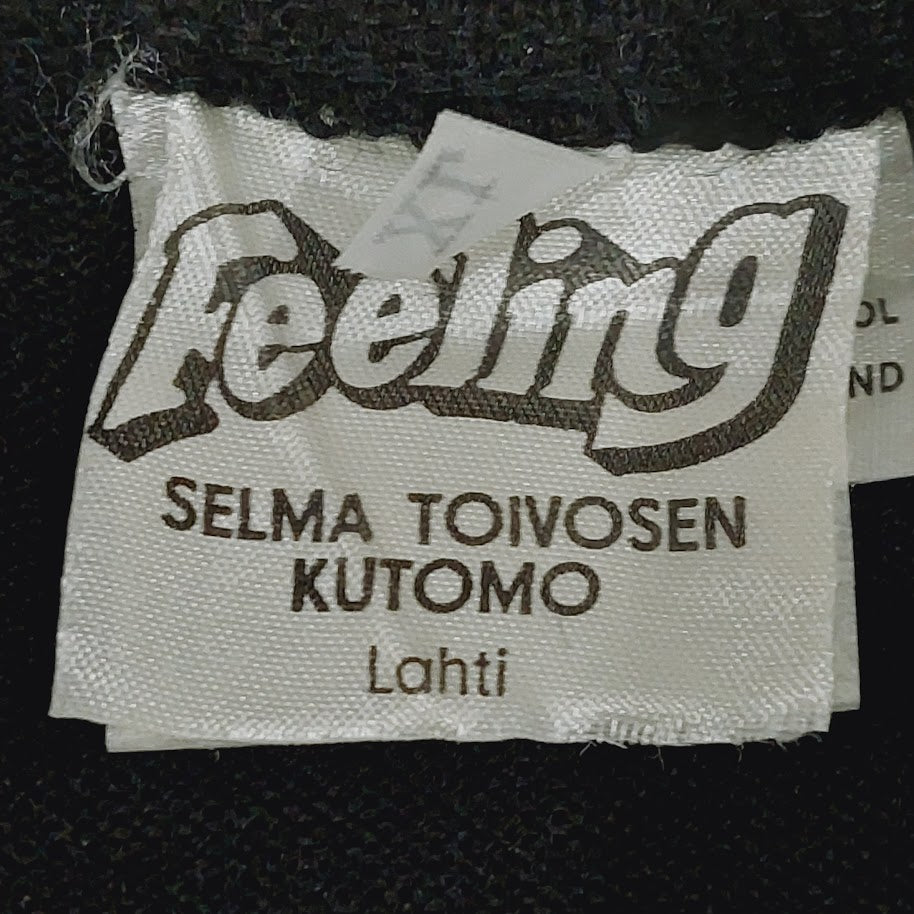 Selma Toivosen Kutomo Feeling villaneuleliivi koko XL