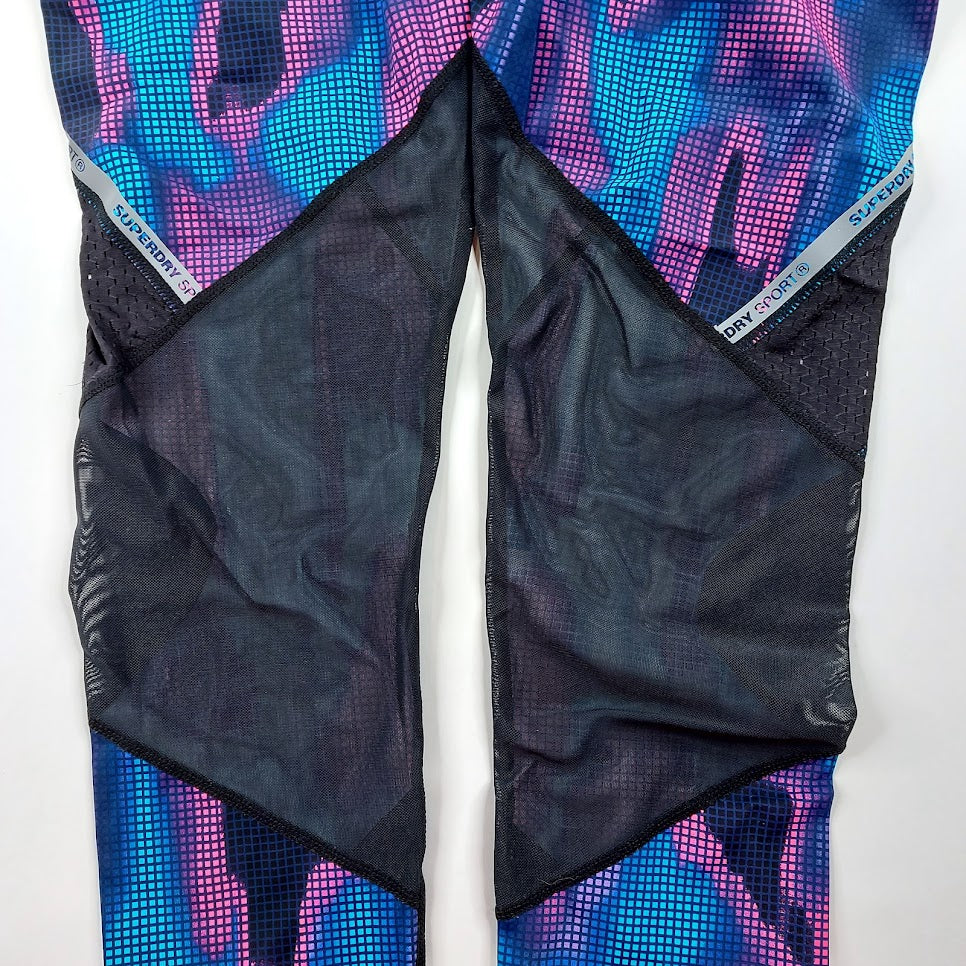 Super Dry Sport urheilulegginsit koko 40