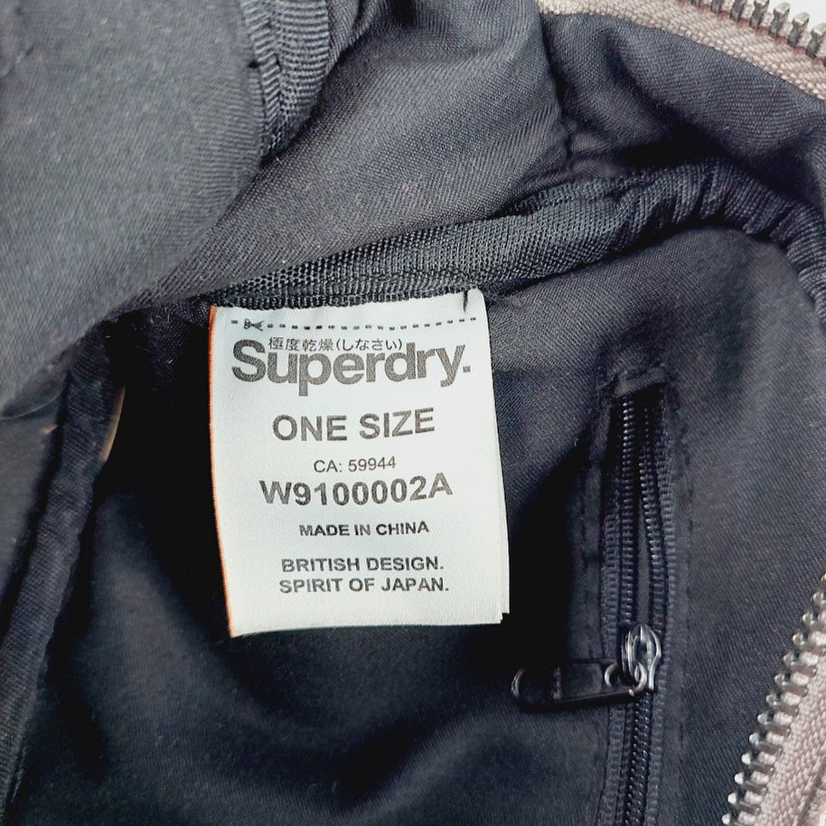 Superdry Delwen Chunky Strap crossbody laukku