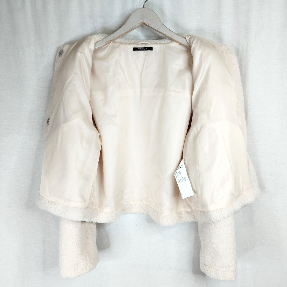 Taifun lyhyt teddytakki koko 40