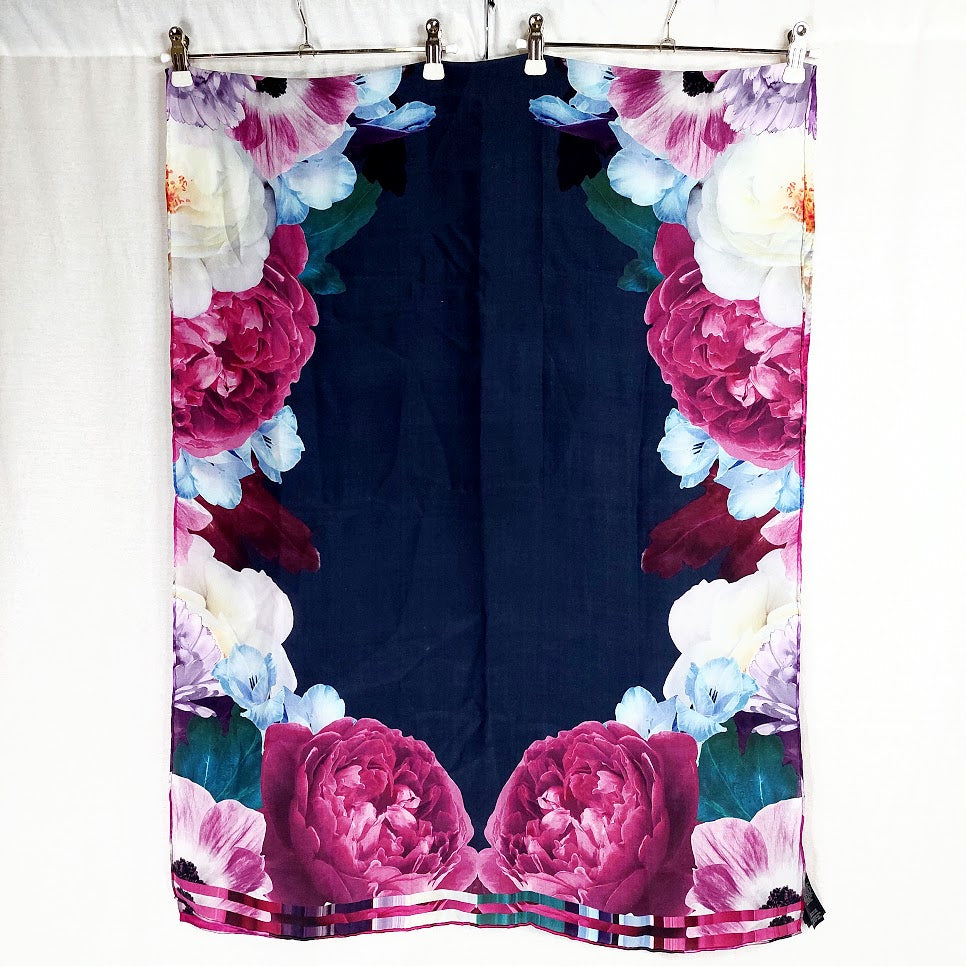 Ted Baker silkkihuivi 65x175 cm