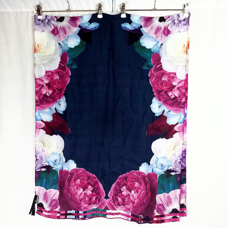 Ted Baker silkkihuivi 65x175 cm