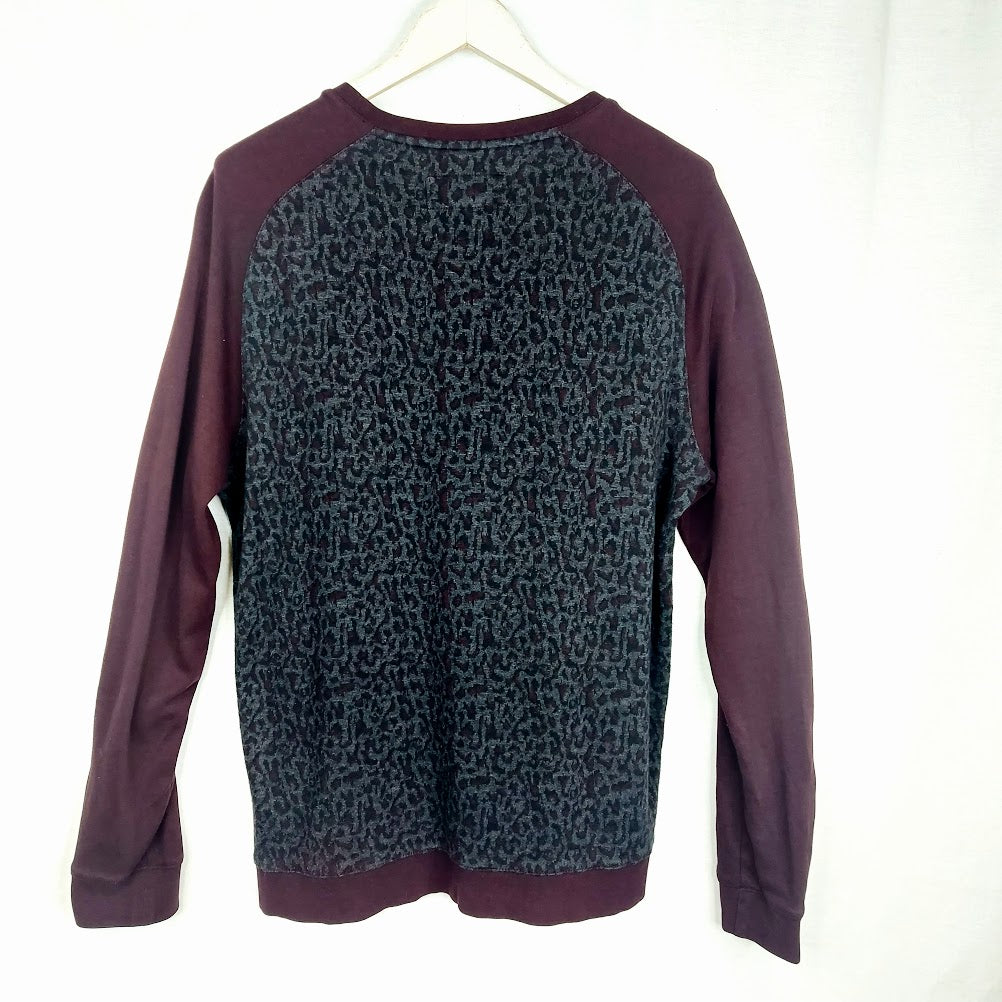 Ted Baker trikoopusero koko M