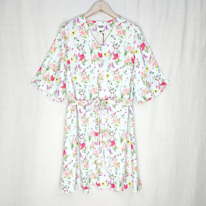 Televisio Lifestyle Store mekko koko XS/S