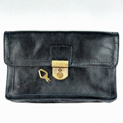Three Bags vintage nahkalaukku rannehihnalla