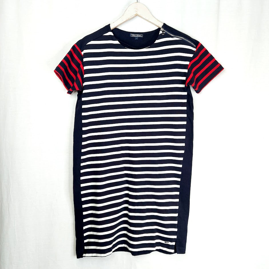 Tommy Hilfiger lyhythihainen trikoomekko koko M