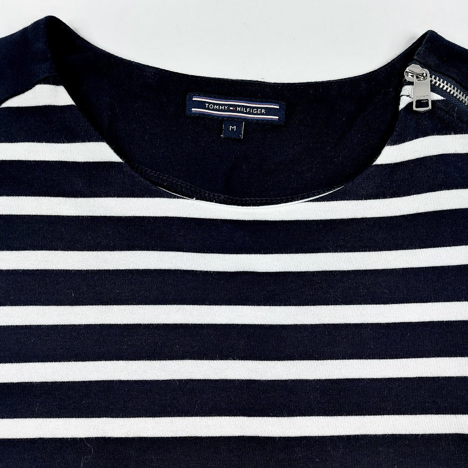 Tommy Hilfiger lyhythihainen trikoomekko koko M