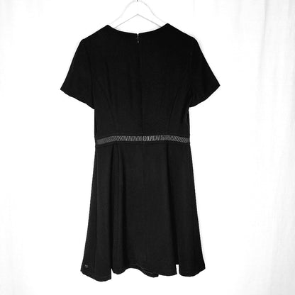 Tommy Hilfiger mekko koko 38