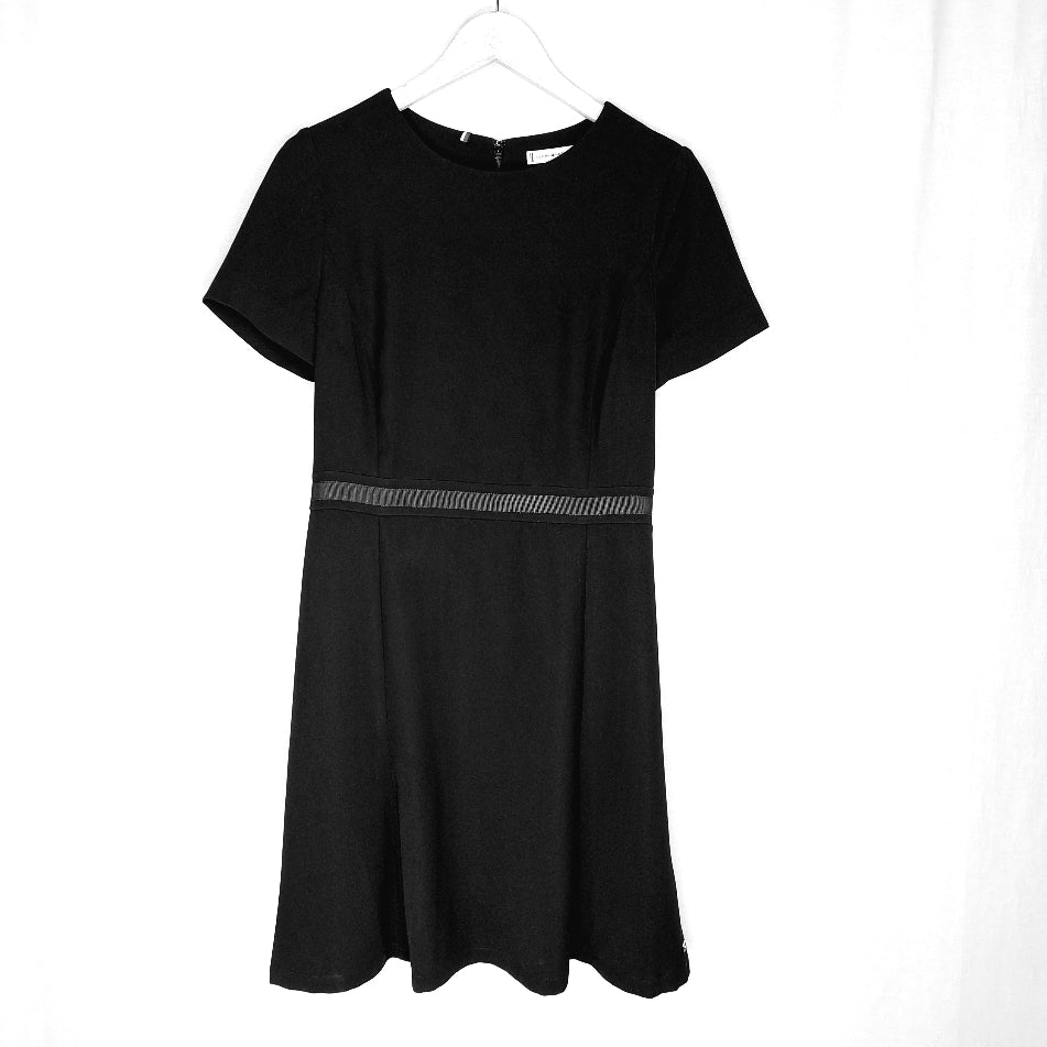 Tommy Hilfiger mekko koko 38