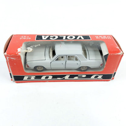 Volga GAZ-3102 pienoismalli