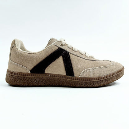 WKLY. Seela tennarit koko 38