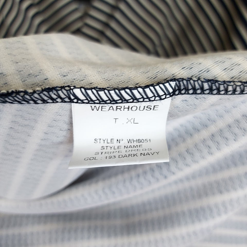 Wearhouse trikoomekko koko XL
