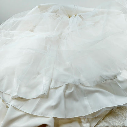 White Rose pitsihääpuku laahuksella koko 46