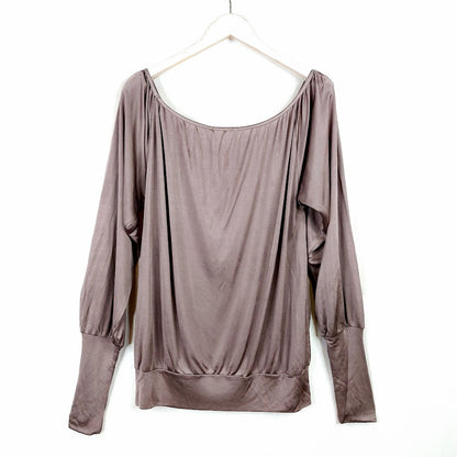 Your Face Emelyn pusero koko L