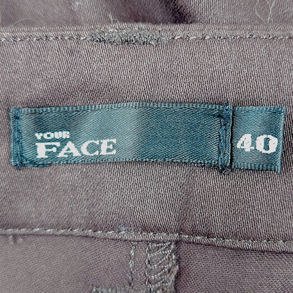 Your Face shortsit koko 40