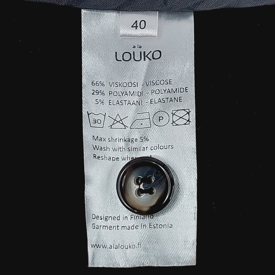 a la LOUKO leveälahkeiset caprihousut koko 40