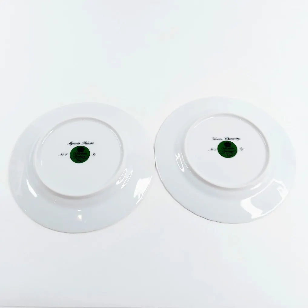 Christineholm Porcelaine Nr4 ja Nr5 pullalautanen 19 cm 2 kpl