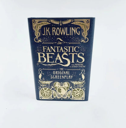 Kirja J.K. Rowling Fantastic beasts and where to find them