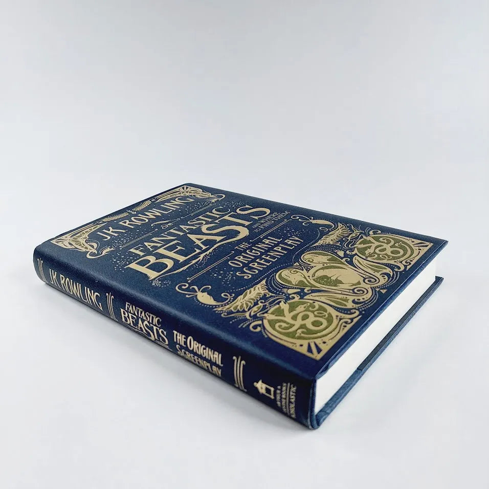 Kirja J.K. Rowling Fantastic beasts and where to find them