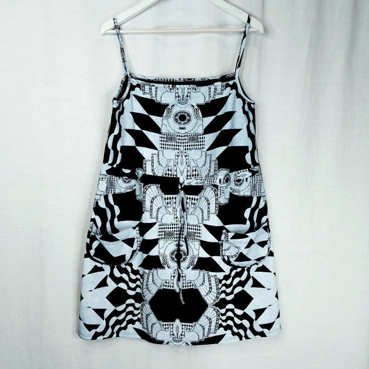 Jatuli hihaton mekko koko 38