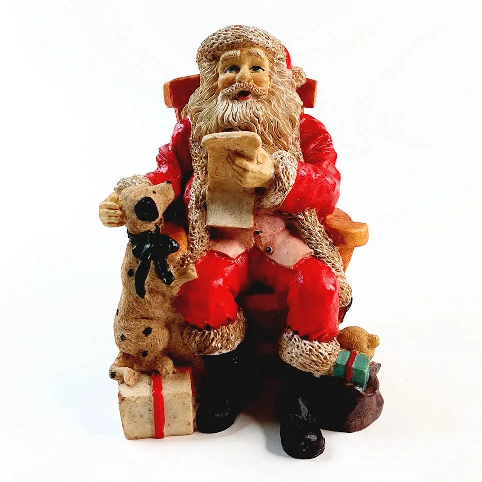 Istuva Joulupukki koriste