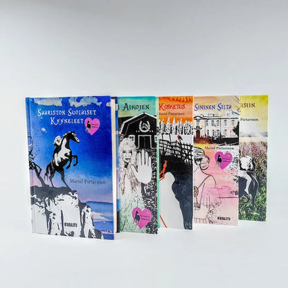 Kirjasarja Mariel Pietarinen Kavionjälkiä sydämessä 1-5