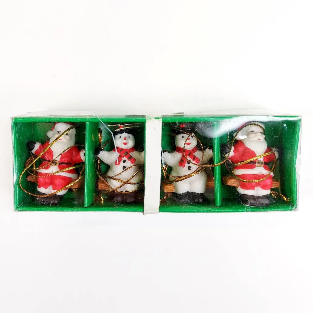 Keraamiset joulukoristeet keinuvat jouluhahmot 4 kpl