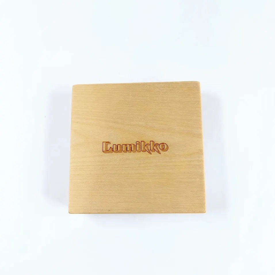 Pauliina Rundgren HandiCrafts Hiutale tuikkualusta